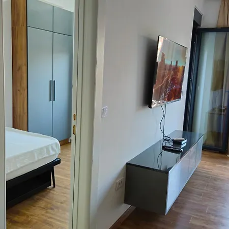 Planet Apartment