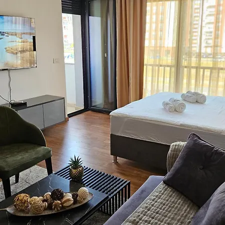 Planet Apartment *
